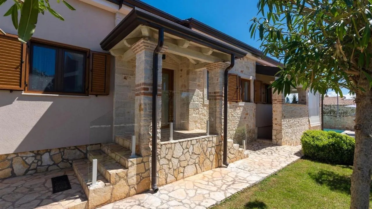 Villa Hardy Frata